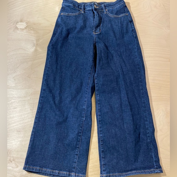 Judy Blue Wide Leg Capris Jeans 7/28 (KO) - Picture 3 of 14